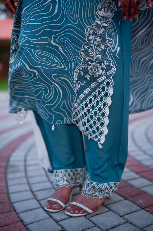 NAIMA 3 PEICE SUIT